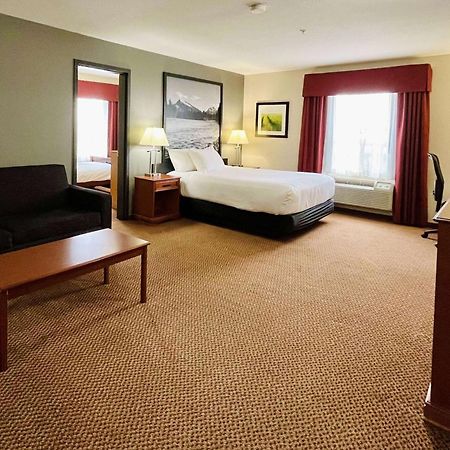 Hotel Super 8 By Wyndham Grande Prairie Exterior foto